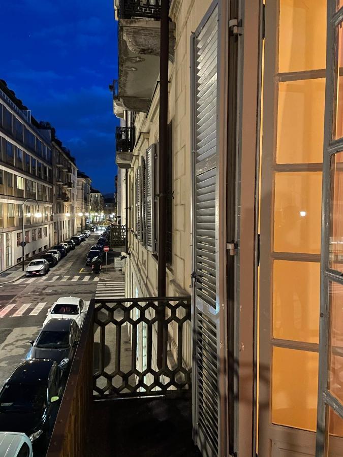 La Casa Di Ringhiera - Silenzioso Appartamento Di Charme Con Balcone Nel Quadrilatero Romano تورينو المظهر الخارجي الصورة